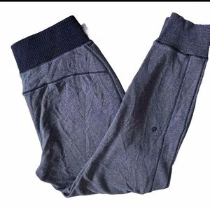 Lululemon jogger pants size 8 blue color